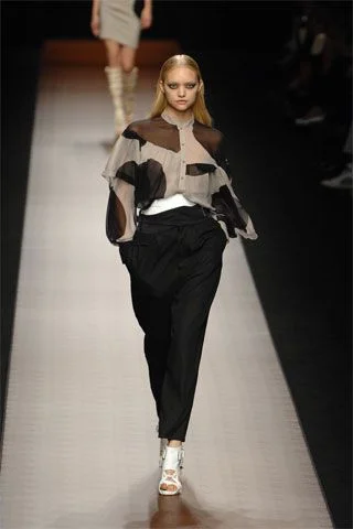 Look 10